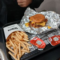 Bacon cheeseburger with crispy fries