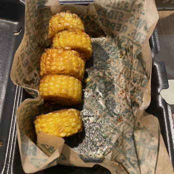 Wingstop - I ordered 10 pieces of corn and I got 5. Also old and cold - Chicken Wings Near Me - Bradenton, Florida