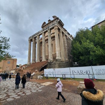 Foro Romano - Landmarks & Historical Buildings Near Me - Rome, RM