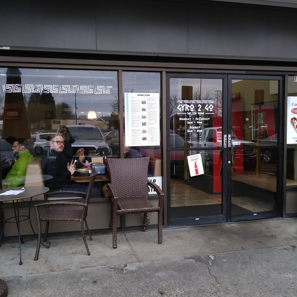 Gyro 2 Go - Tables outside for dining. - Mediterranean Near Me - Beaverton, Oregon