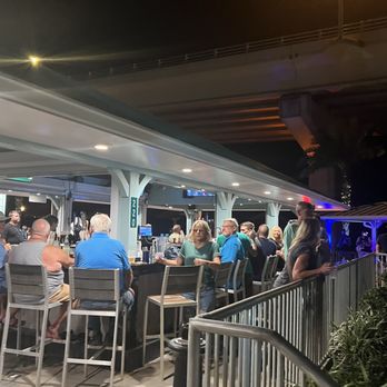 Pier 220 - outdoor bar seating with live music - Seafood Near Me - Titusville, Florida