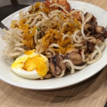 Manam - pancit before - Filipino Near Me - Taguig, NCR Manam - pancit before - Filipino Near Me - Taguig, NCR