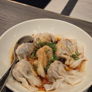 Paradise Dynasty - Chili wontons - Singaporean Near Me - Costa Mesa, California Paradise Dynasty - Chili wontons - Singaporean Near Me - Costa Mesa, California