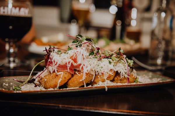 Cafe Rose Red by null