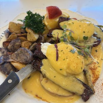 Sweet Maple - Blackstone Benedict & Friends - American Near Me - San Francisco, California