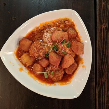 Bodega On Main - Spanish Near Me - Vancouver, British Columbia