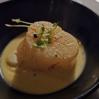 Piaf Restaurant - Amuse Bouche: Scallop - French Near Me - Nuevo Vallarta, NAY