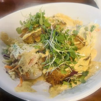 Brunch Room Bistro - Crab Cakes (2 cakes with house slaw) - Breakfast & Brunch Near Me - Forney, Texas