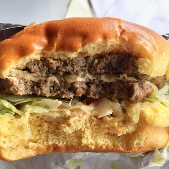 Costco - 6oz Cheeseburger at Food Court - Wholesale Stores Near Me - Honolulu, Hawaii Costco - 6oz Cheeseburger at Food Court - Wholesale Stores Near Me - Honolulu, Hawaii