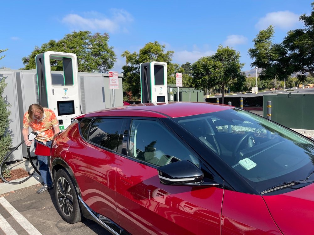 ELECTRIFY AMERICA 3301 E Main St, Ventura, California EV Charging
