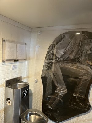 Trap Music Museum by null