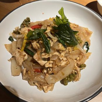 Sawaan Thai - Thai Near Me - New York, New York Sawaan Thai - Thai Near Me - New York, New York