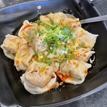 Dumpling Yo! - Wonton in Chili Oil - Dim Sum Near Me - Sacramento, California