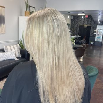 Ascension Salon - Highlights - Hair Salons Near Me - Oviedo, Florida