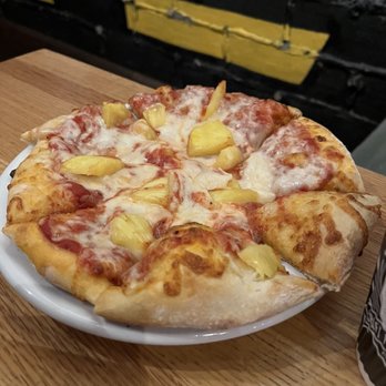 Pies & Pints - Worthington, OH - Pizza Near Me - Worthington, Ohio Pies & Pints - Worthington, OH - Pizza Near Me - Worthington, Ohio