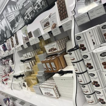 See's Candies - Candy Stores Near Me - Mission Viejo, California