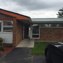 Puckerfish Vape - Norwalk - Front of building