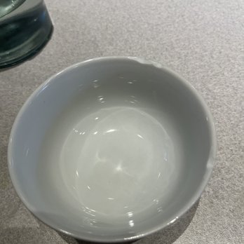 Wenwen - chipped bowl - Taiwanese Near Me - Brooklyn, New York Wenwen - chipped bowl - Taiwanese Near Me - Brooklyn, New York