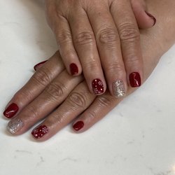 DG Pretty Nails