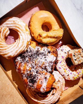 Lola's Donuts by null