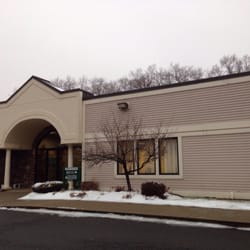 Lenzy Dermatology - Building entrance