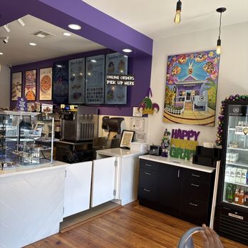 Cinnaholic - Bakeries Near Me - New Orleans, Louisiana Cinnaholic - Bakeries Near Me - New Orleans, Louisiana