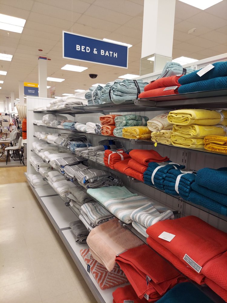 MARSHALLS Updated September 2024 11 Reviews 873 New Loudon Rd