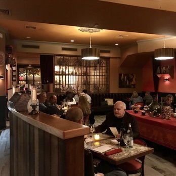 Red Restaurant - Inside dining - New American Near Me - Huntington, New York