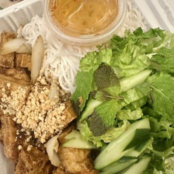 Aloha Vietnamese Foods - Lemongrass Tofu Vermicelli. - Vietnamese Near Me - Honolulu, Hawaii
