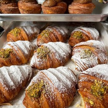 The Flat Baker - Bakeries Near Me - Manchester, XGM
