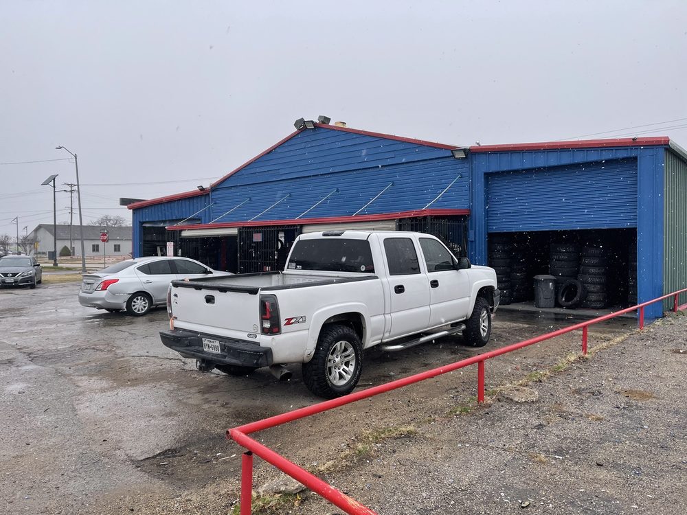 LATINO DISCOUNT TIRES Updated June 2024 1515 E Irving Blvd, Irving