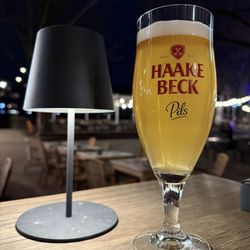 feldmann's BIERHAUS - ... mit der Decke über den Knien und den Heizstrahler im Rücken ...