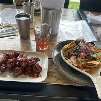 Oscar's Brewing Company - Bbq Wings, carnitas nachos - Breweries Near Me - Temecula, California Oscar's Brewing Company - Bbq Wings, carnitas nachos - Breweries Near Me - Temecula, California