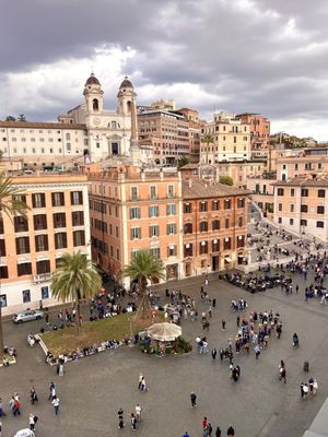 The Inn At The Spanish Steps by null