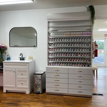 Uptown Nail Studio - Nail Salons Near Me - Lexington, North Carolina Uptown Nail Studio - Nail Salons Near Me - Lexington, North Carolina
