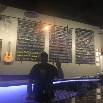 Divided Vine - Wine Bars Near Me - Gilbert, Arizona
