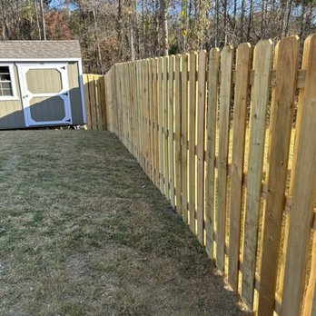 Fence Max - Shadow box fence - Fences & Gates Near Me Fence Max - Shadow box fence - Fences & Gates Near Me