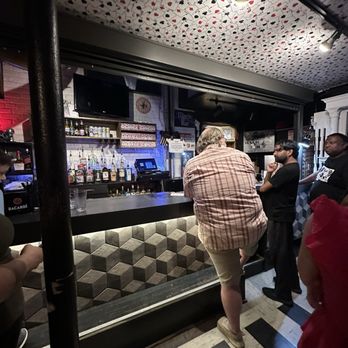 SafeHouse - Bar - Burgers Near Me - Milwaukee, Wisconsin SafeHouse - Bar - Burgers Near Me - Milwaukee, Wisconsin