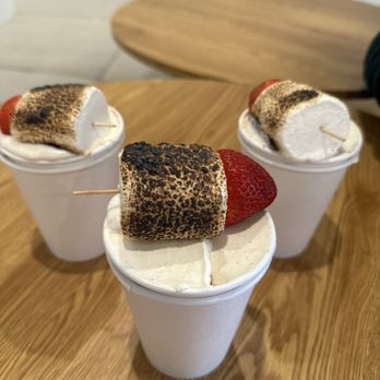 Daily Cup - The Hot Chocolate We Waited An Hour For.. - Coffee & Tea Near Me - Houston, Texas