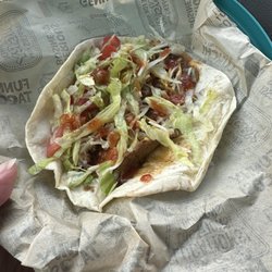 Taco Bob's - Soft shell taco