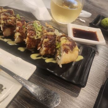 Kansai - Lion king roll - Sushi Bars Near Me - Concord, California