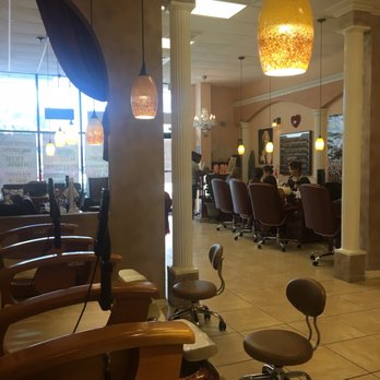 M Nails & Spa - Nail Salons Near Me - Orlando, Florida
