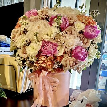 La Fleurel - Gorgeous - Florists Near Me - Valley Village, California La Fleurel - Gorgeous - Florists Near Me - Valley Village, California