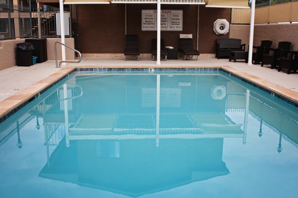Bowen Motel by null