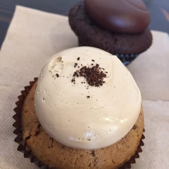 Red Velvet Cupcakery - Bakeries Near Me - Washington, DC, District of Columbia