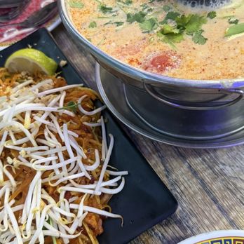 Jade Siam Restaurants - Thai Near Me - Huntington Park, California Jade Siam Restaurants - Thai Near Me - Huntington Park, California