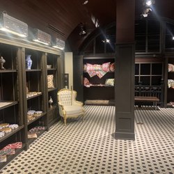 Art Evi - Decorative home-goods and gifts.