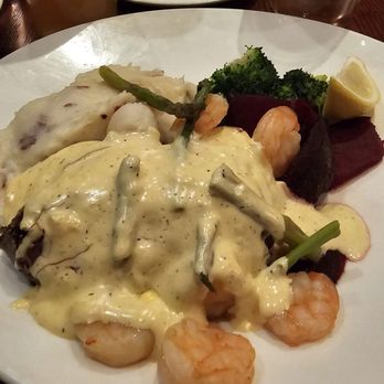 The Keg Steakhouse + Bar - Oscar - Steakhouses Near Me - Toronto, Ontario