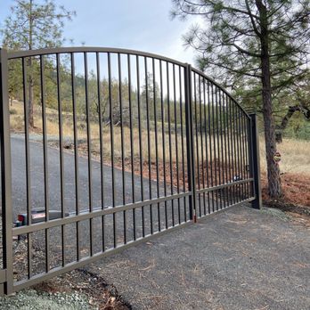 Ferguson Fabrication - Double Swing Entry Gate Package with Address Number Upgrade - Fences & Gates Near Me - Merlin, Oregon