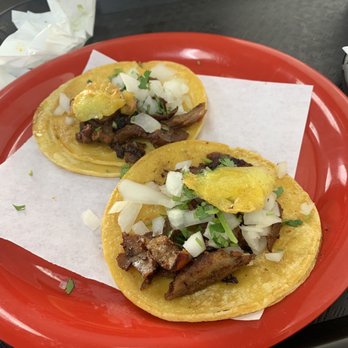 Suazo’s Tacos - Al pastor tacos with fresh pineapple - Tacos Near Me - Stanton, California